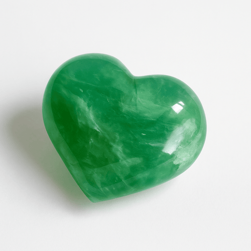 3D Green Fluorite Heart – Hand-Polished Crystal for Gift & Decor
